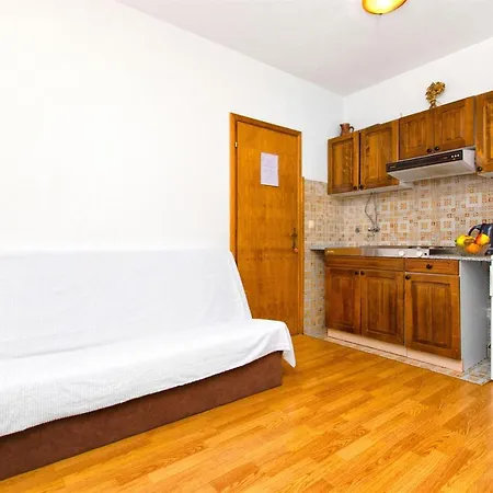 Apartment Sanda Duce